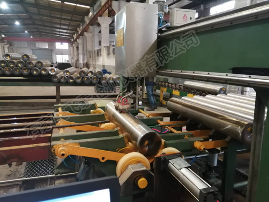 圓鋼超聲自動(dòng)探傷設(shè)備.jpg 圓鋼超聲自動(dòng)探傷設(shè)備.jpg